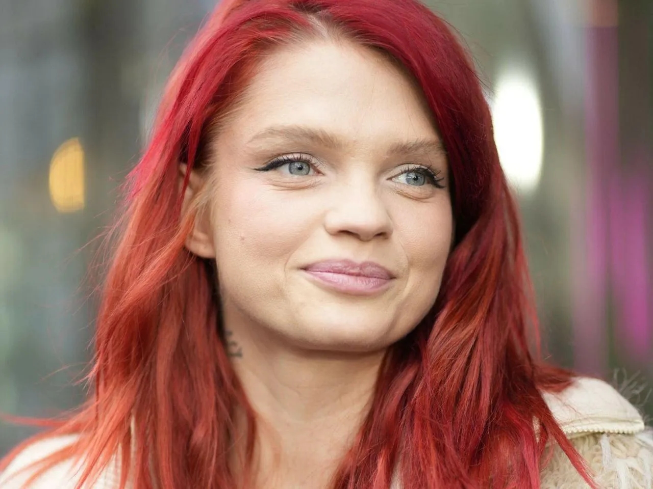 Tekst piosenki Margaret Byle jak - emocje i rutyna w związku