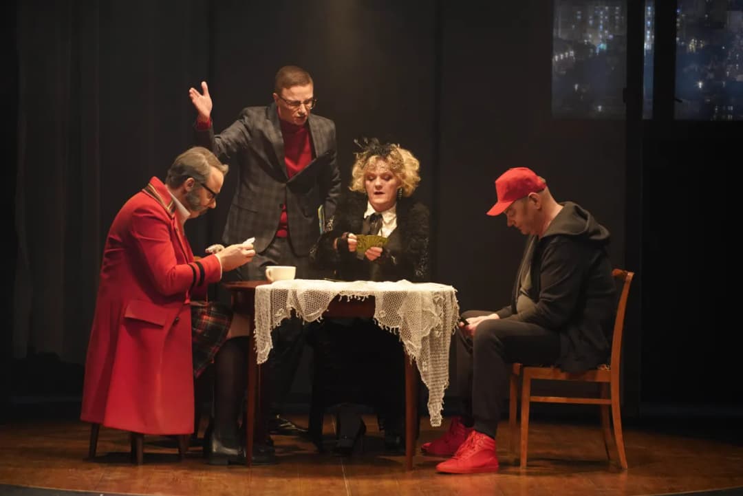 Tango Mrożek spektakl: odkryj kontrowersje i głębię dramatu