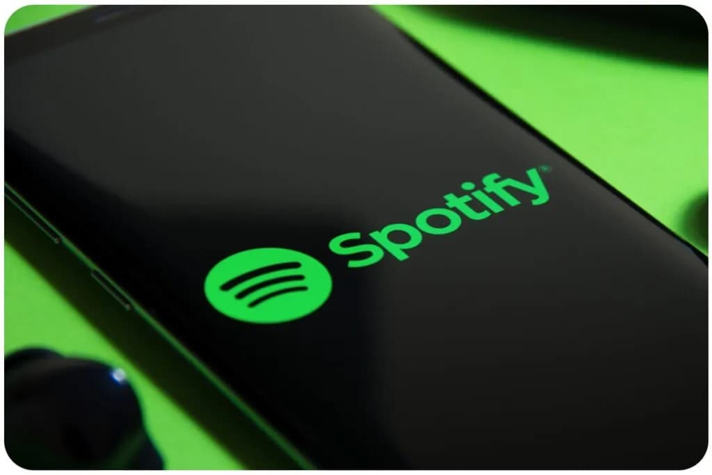 Spotify co to takiego? Odkryj, jak działa i co oferuje